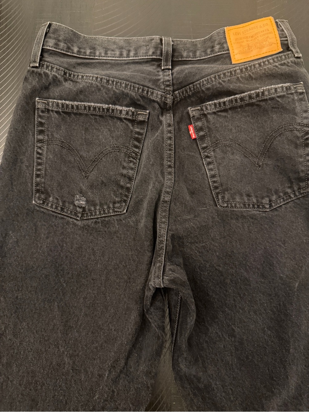Levi's Premium Ribcage Straight Ankle Jeans Size 30 Button Fly Distressed